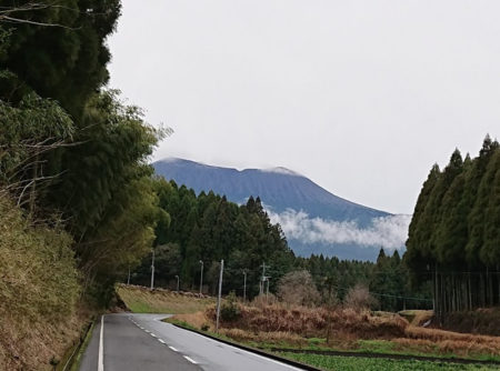 新燃岳付近の写真