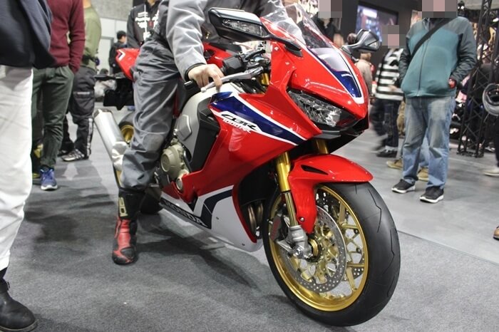 CBR1000RR(SC77)の写真