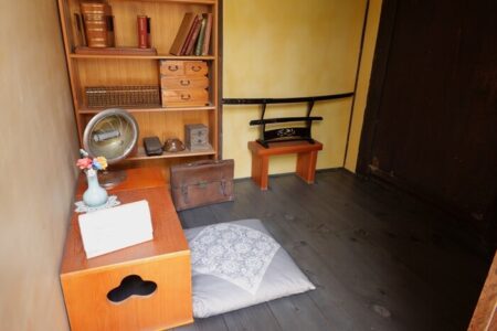 木村篤太郎が勉強していた部屋の写真