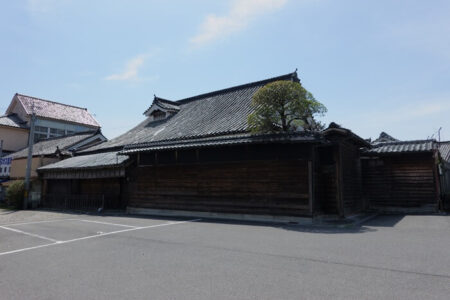 日本最古の建造物栗山家の写真