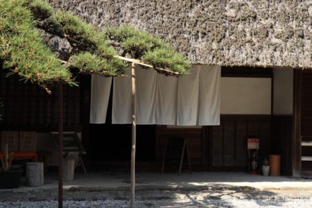 賀名生皇居跡「母屋」入口の写真