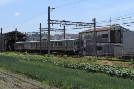 沿線地域の発展を願って建設された水間鉄道の写真